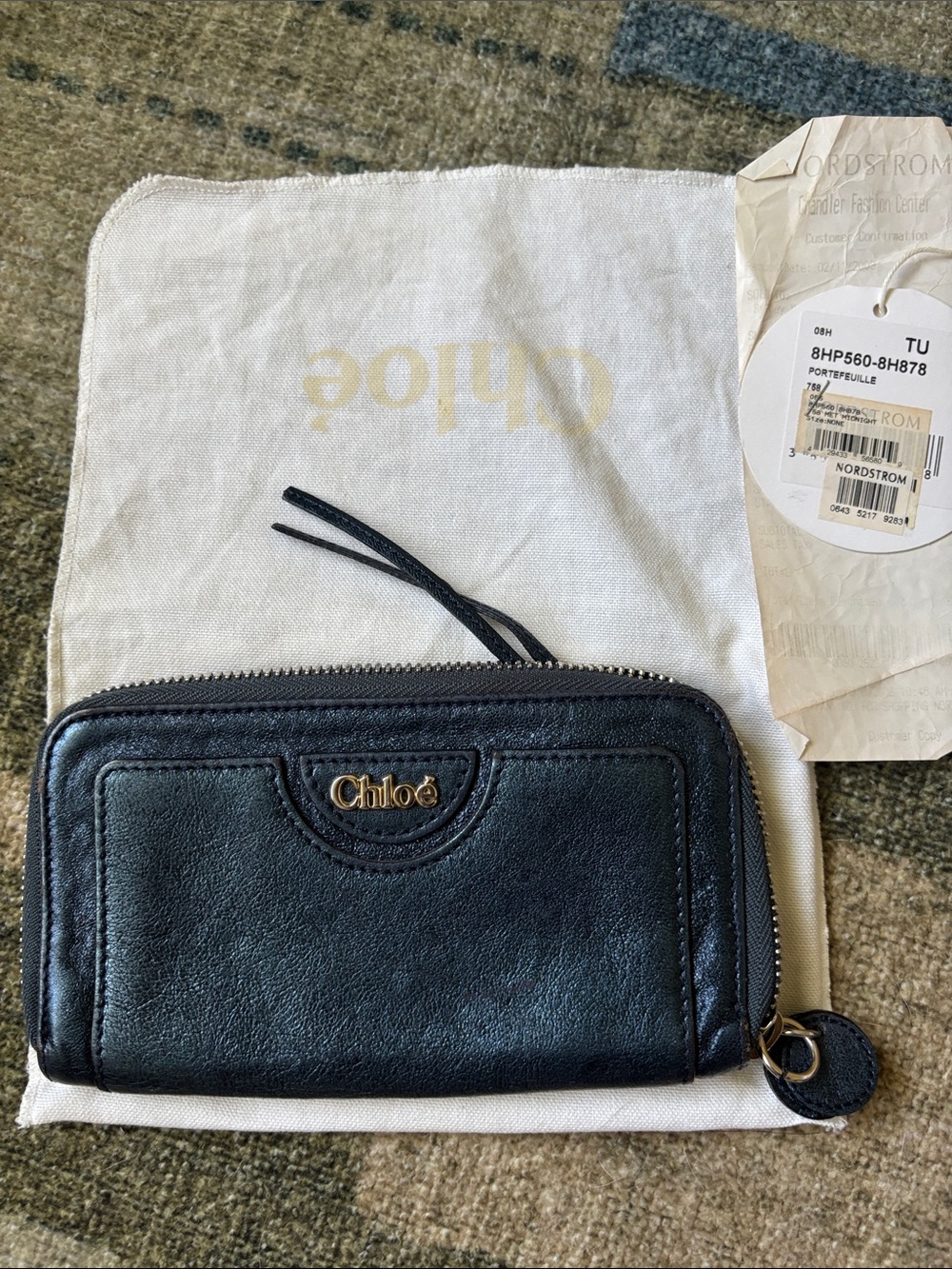 Chloé sparkling blue Leather Zip Wallet with Gold Logo
